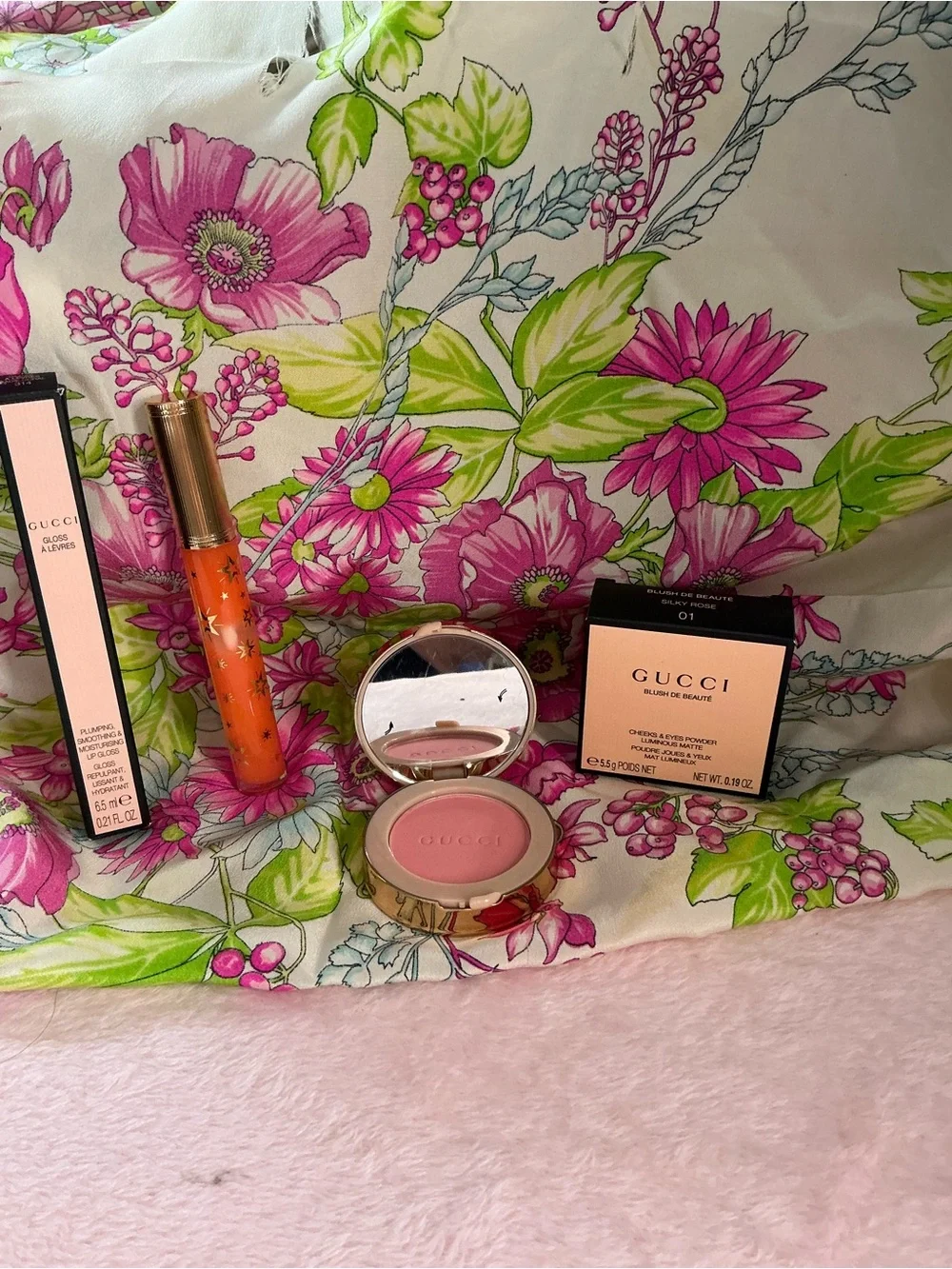 Gucci Beauty Blush Silky Rose 01 & Gloss à Lèvres Lip Gloss Bundle